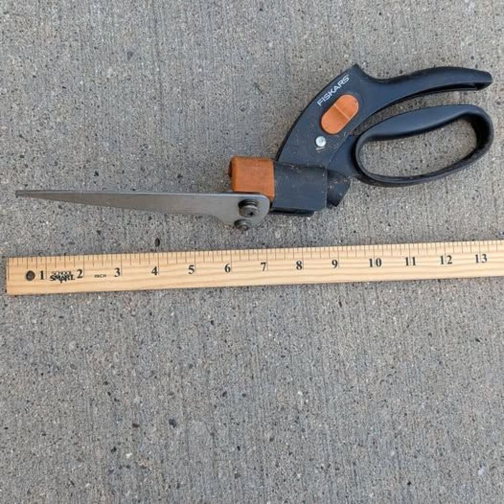 Fiskars Swivel Grass Shears